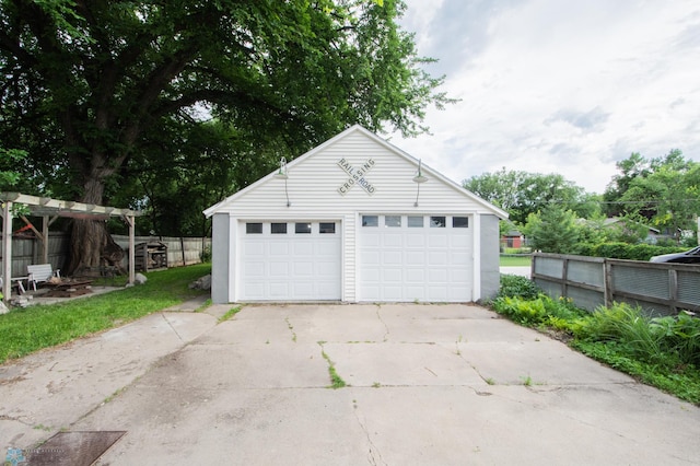 1514 1st Ave S, Fargo, ND 58103 - view of detached garage