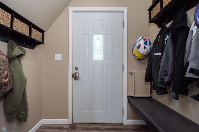 1514 1st Ave S, Fargo, ND 58103 - mudroom with wood finished floors and lofted ceiling