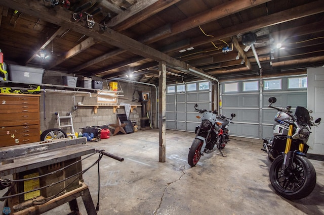 1514 1st Ave S, Fargo, ND 58103 - garage featuring concrete block wall