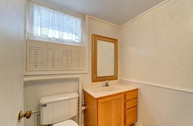 1636 9th Ave NE, Rochester, MN 55906 - bathroom with toilet and vanity