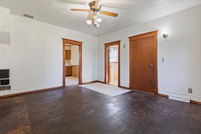 307 Garfield St, Hendricks, MN 56136 - photo 13