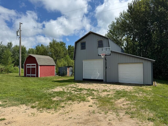 48285 229th Ave, Clearbrook, MN 56634 - detached garage with driveway