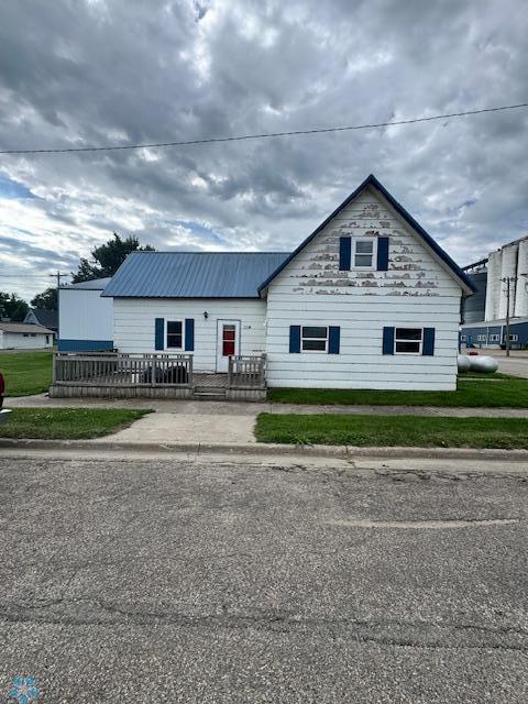 114 5th, Finley, ND 58230 - photo 1