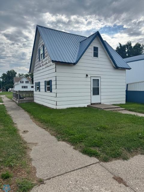 114 5th, Finley, ND 58230 - photo 4