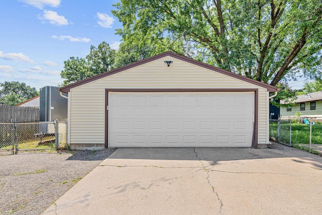 4405 6th St NE, Columbia Heights, MN 55421 - view of detached garage
