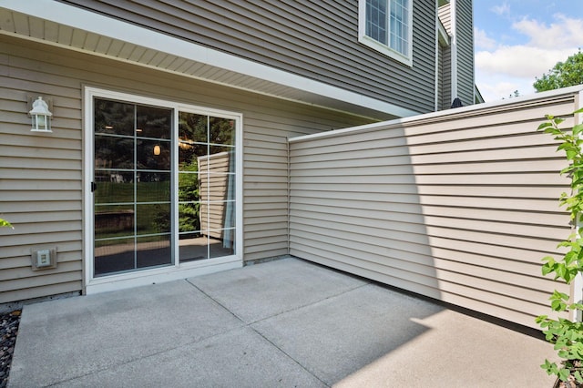 18347 Coneflower Ln, Eden Prairie, MN 55346 - view of patio / terrace
