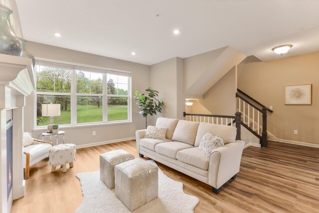2189 Gateway Hill Rd N, Saint Paul, MN 55109 - photo 5