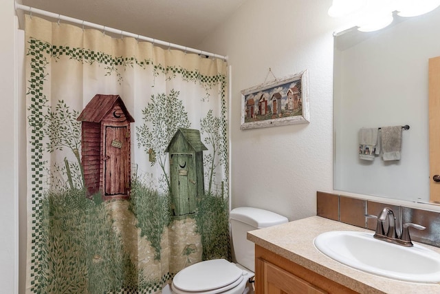39205 436th St, Saint Peter, MN 56082 - bathroom featuring vanity and a shower with shower curtain