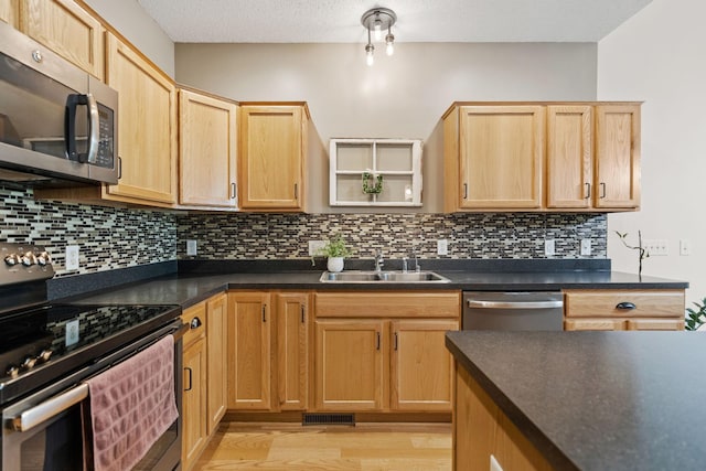 4845 Underwood Ln N Unit E, Plymouth, MN 55442 - photo 14