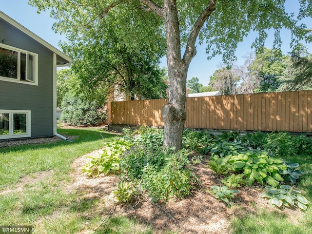 5424 Vernon Ct, Savage, MN 55378 - view of yard