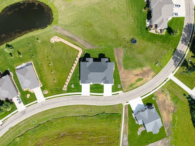 2334 9th St W, Albert Lea, MN 56007 - aerial perspective of suburban area featuring a nearby body of water