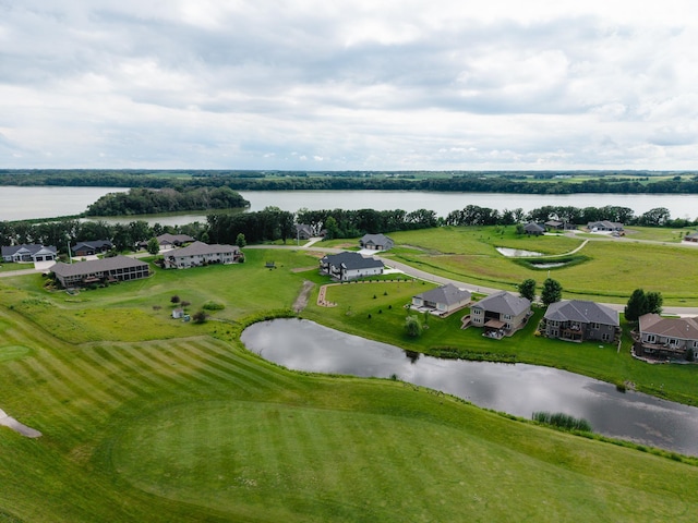 2334 9th St W, Albert Lea, MN 56007 - aerial perspective of suburban area featuring a nearby body of water