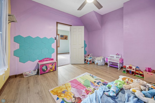 362 5th Ave N, Casselton, ND 58012 - rec room with wood finished floors and a ceiling fan