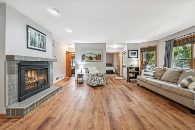 14764 Oak Run Ln, Burnsville, MN 55306 - photo 5