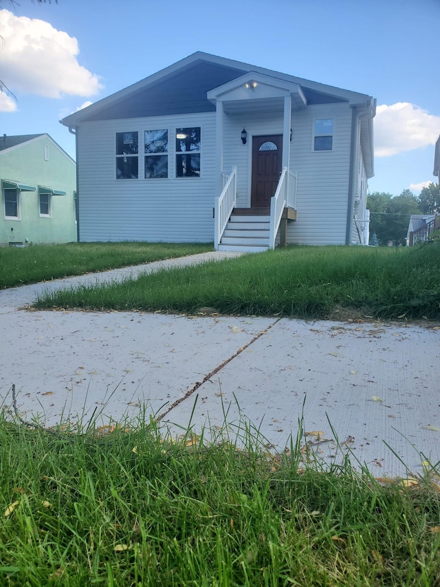 1884 Ames Ave, Saint Paul, MN 55119 - view of bungalow-style house