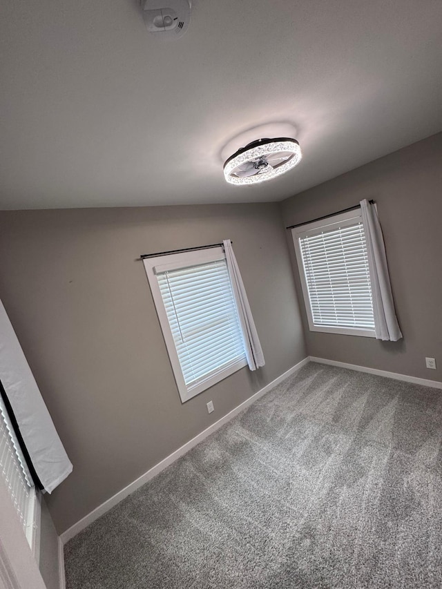 4644 Lyndale Ave S, Minneapolis, MN 55419 - empty room featuring carpet floors and baseboards