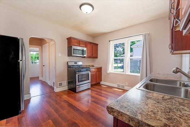 265 Minnesota St, Le Center, MN 56057 - photo 10