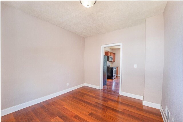 265 Minnesota St, Le Center, MN 56057 - photo 15