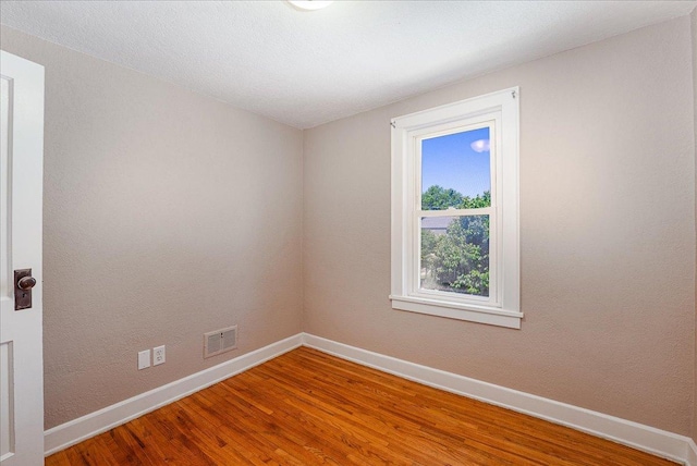 265 Minnesota St, Le Center, MN 56057 - photo 28