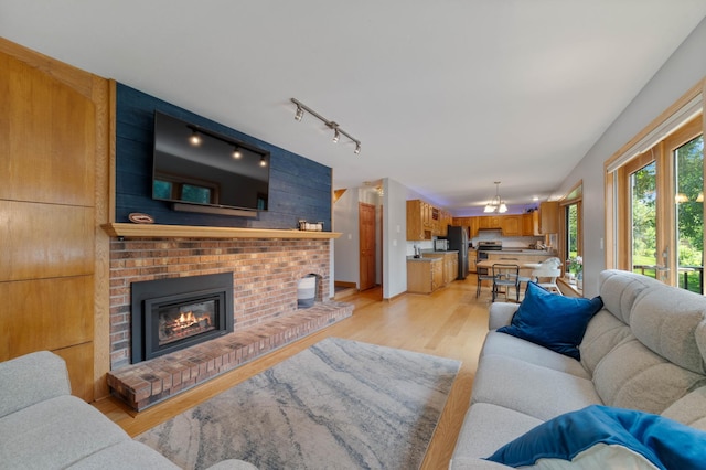 430 Hartley Pl, Duluth, MN 55803 - photo 9