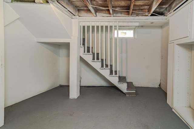 2156 Saint Anthony Ave, Saint Paul, MN 55104 - basement featuring stairway