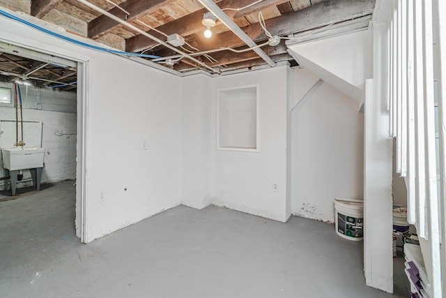 2156 Saint Anthony Ave, Saint Paul, MN 55104 - unfinished basement with a sink