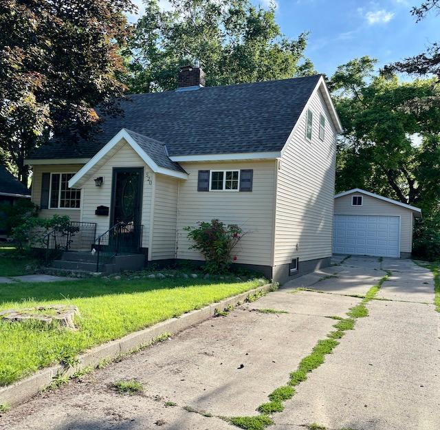 520 12th St SW, Willmar, MN 56201 - photo 1