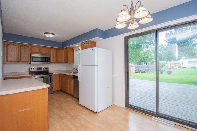 638 Appletree Ln, Moorhead, MN 56560 - photo 6