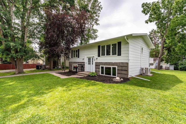 516 Gustavus Ave, Fergus Falls, MN 56537 - back of house