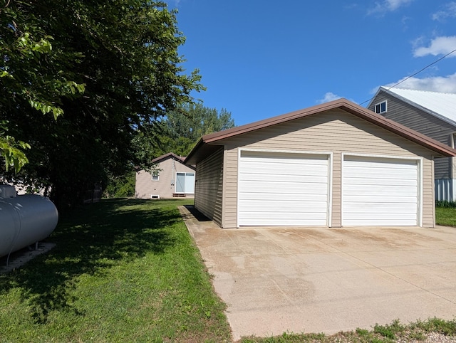202 Hill St, Russell, MN 56169 - view of detached garage