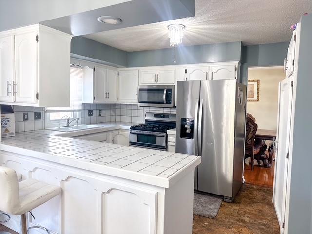 8125 Georgia Ct N, Brooklyn Park, MN 55445 - photo 2