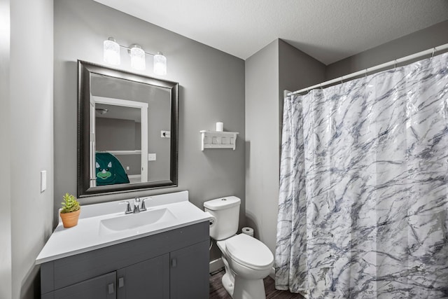 13143 Jefferson St, Becker, MN 55308 - full bath with vanity, wood finished floors, a textured ceiling, and a shower with curtain