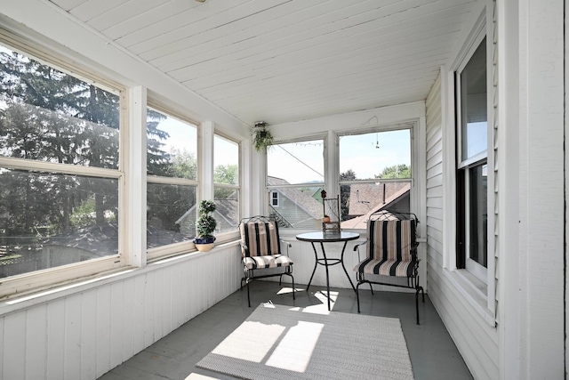 366 Kansas St, Winona, MN 55987 - sunroom / solarium with plenty of natural light