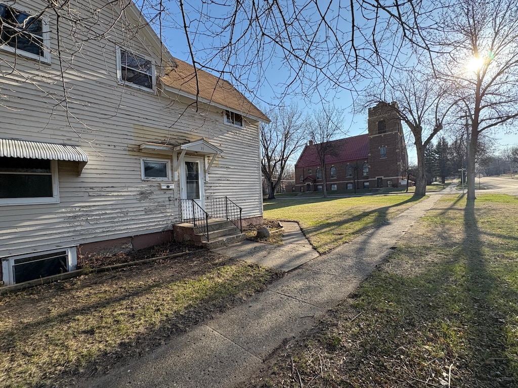 35 Rooney Ave, Appleton, MN 56208 - photo 2