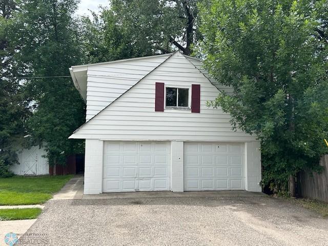 1115 9th Ave S, Moorhead, MN 56560 - photo 4