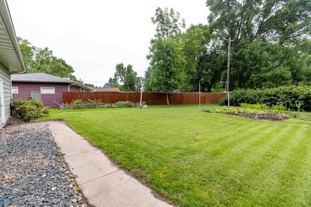 402 5th St NE, Barnesville, MN 56514 - view of yard