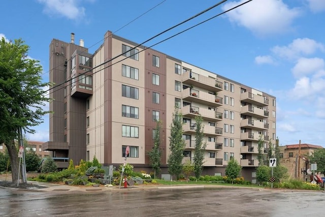 2800 44th St Unit 401, Minneapolis, MN 55410 - view of apartment building / complex