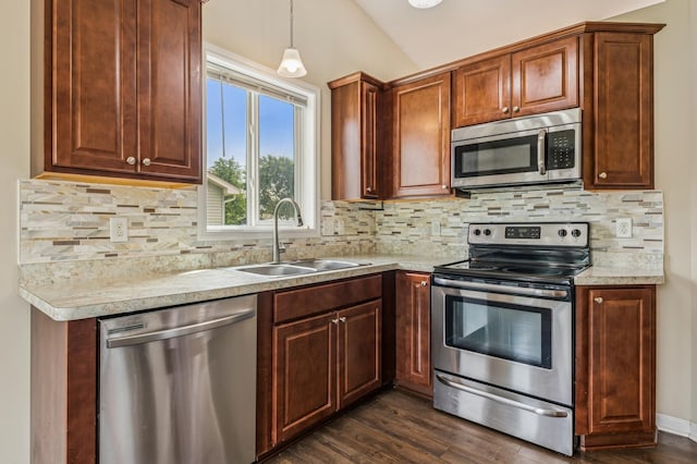 1038 Madison St, Anoka, MN 55303 - photo 8