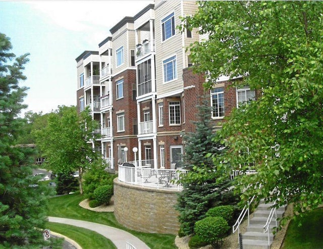 8200 33rd St Unit 208, Saint Louis Park, MN 55426 - photo 1