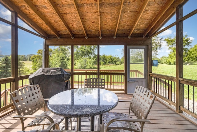 3410 Boulder Trl, Webster, MN 55088 - sunroom with outdoor dining space