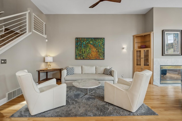 517 River St, Minneapolis, MN 55401 - photo 6