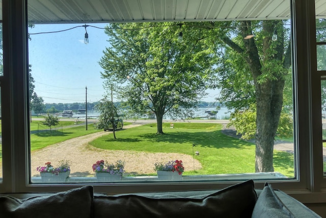 8112 Shore Trl N, Forest Lake, MN 55025 - surrounding community with a lawn
