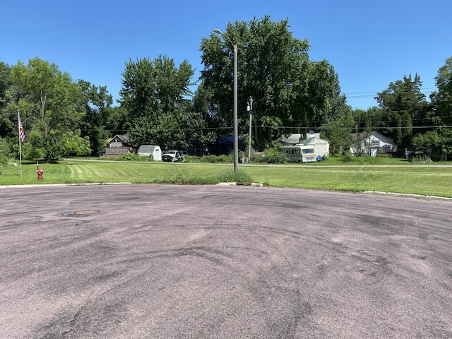 113 Parker Ln, Redwood Falls, MN 56283 - photo 1