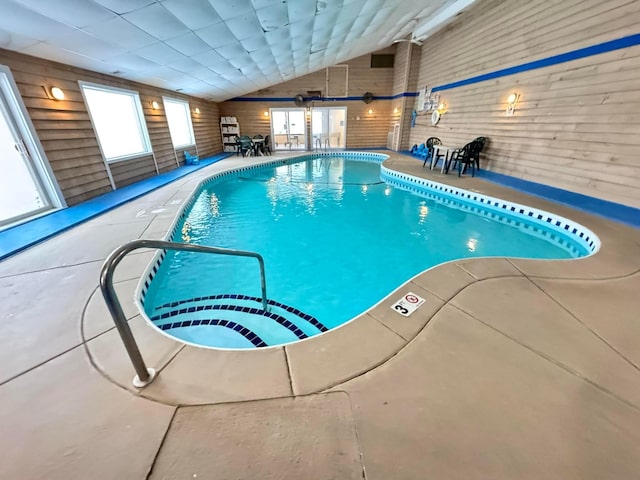 14590 Gazebo Dr Unit 10, Park Rapids, MN 56470 - view of indoor pool