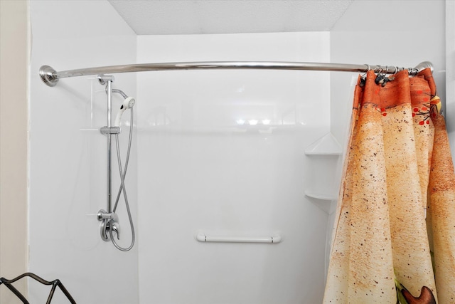 36977 Shoreland Rd, Sturgeon Lake, MN 55783 - bathroom with a shower with shower curtain