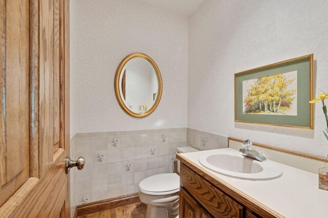 2511 112th St, Bloomington, MN 55431 - photo 28