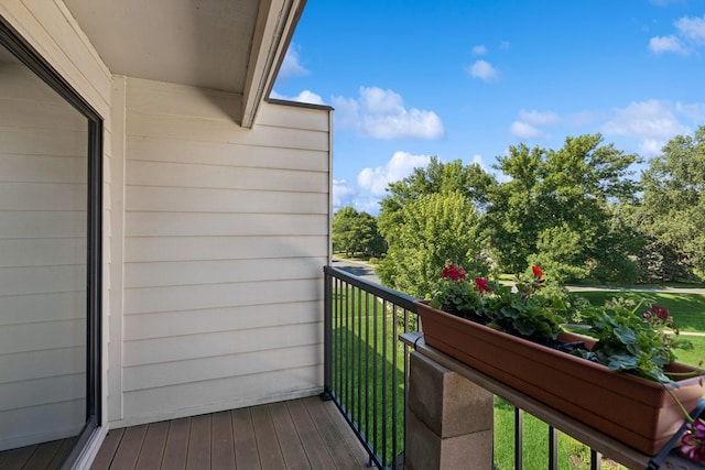 4 Pine Tree Dr Unit 324, Arden Hills, MN 55112 - photo 5