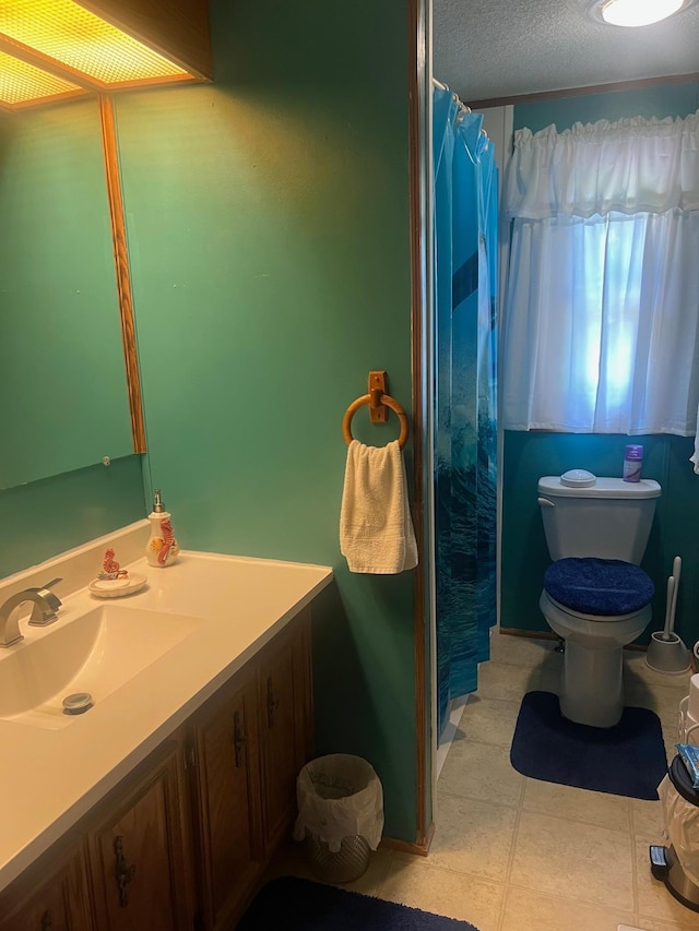 62871 230th St, Litchfield, MN 55355 - full bathroom with vanity, a textured ceiling, and a shower with shower curtain