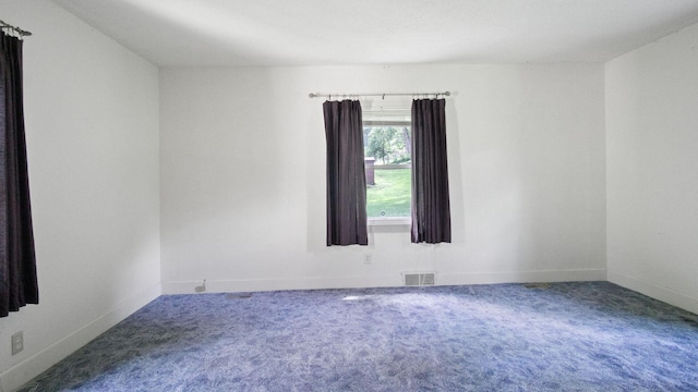 507 15th St SE, Menomonie, WI 54751 - spare room featuring carpet flooring