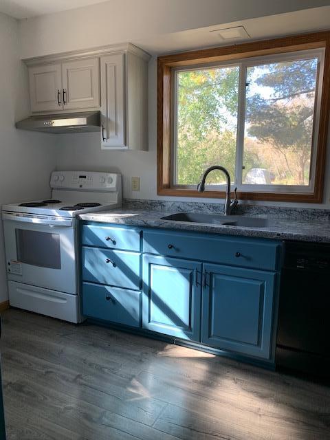 807 Lindbergh Dr N, Little Falls, MN 56345 - photo 11